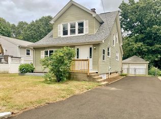 87 Lakevilla Ave, Springfield, MA 01109