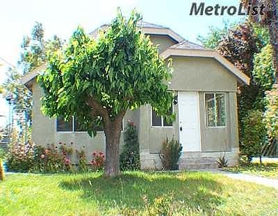 1st image of 7052 Woodbine Ave