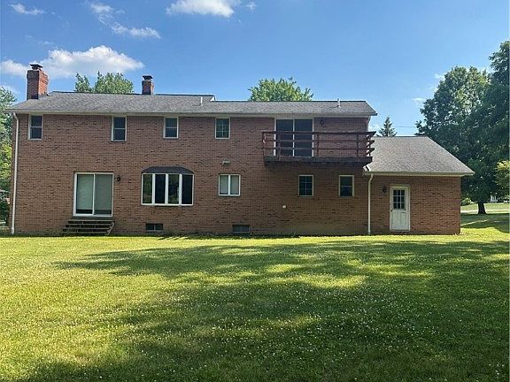 3rd image of 4755 Eastview Dr