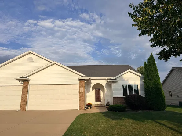 1303 Lavender Ln, Appleton, WI 54915
