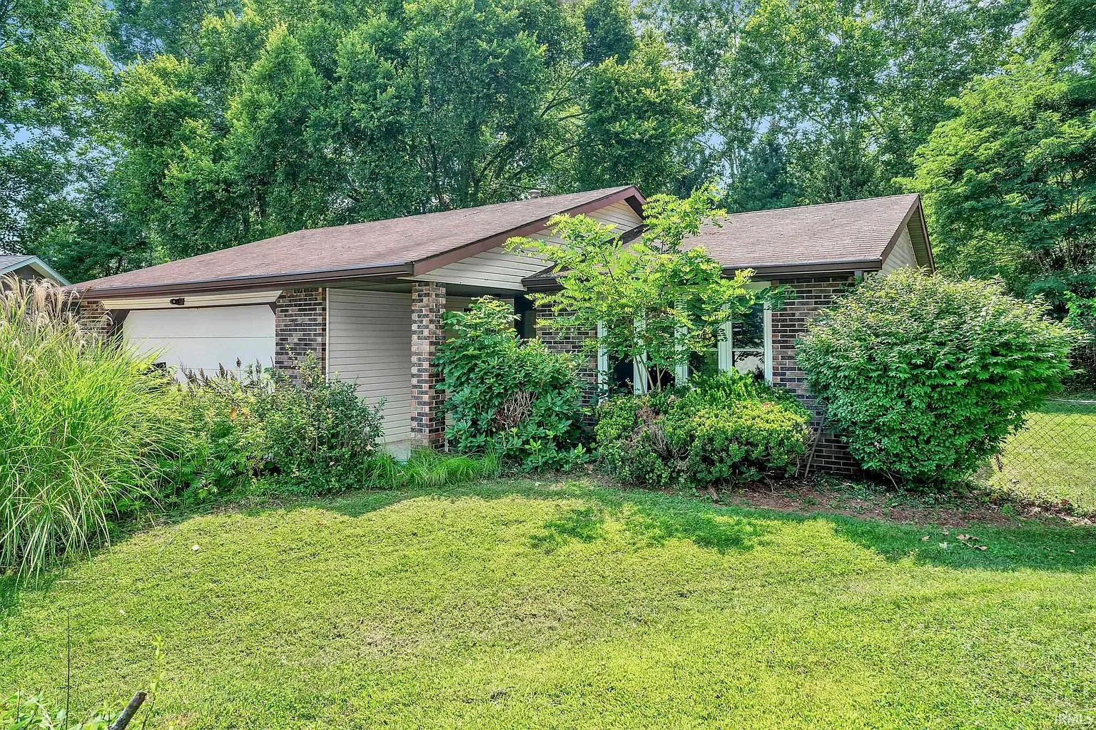 3322 S Browning Pl photo 1