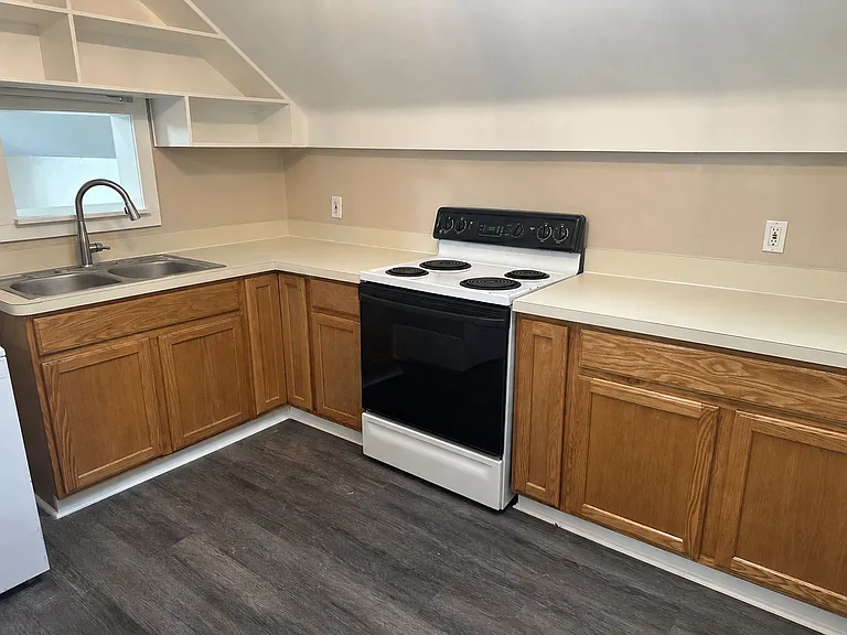 11270 N Rushton Rd #3 — Photo 13