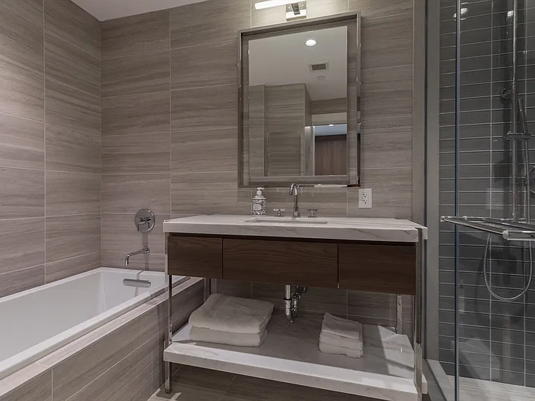 40 Trinity Pl #1602 — Photo 13