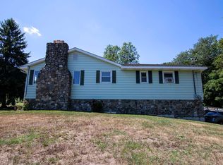4863 Route 82, Salt Point, NY 12578