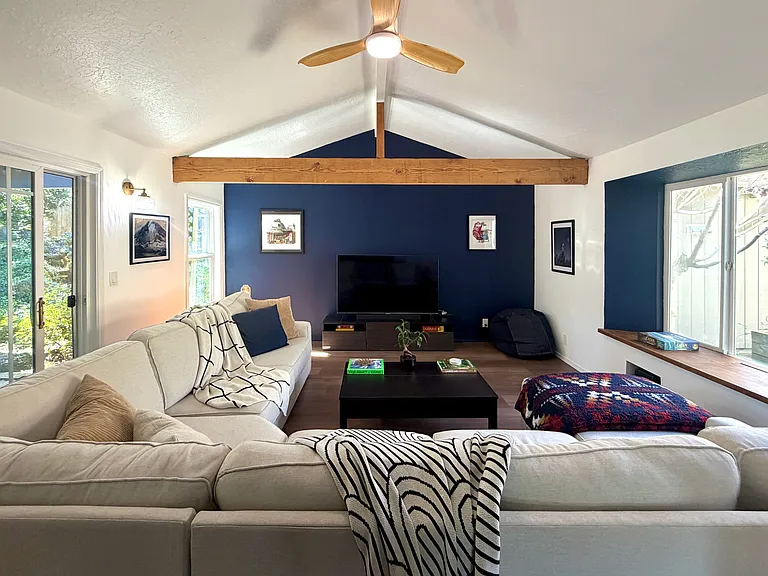 SW Oak Ct — Photo 3
