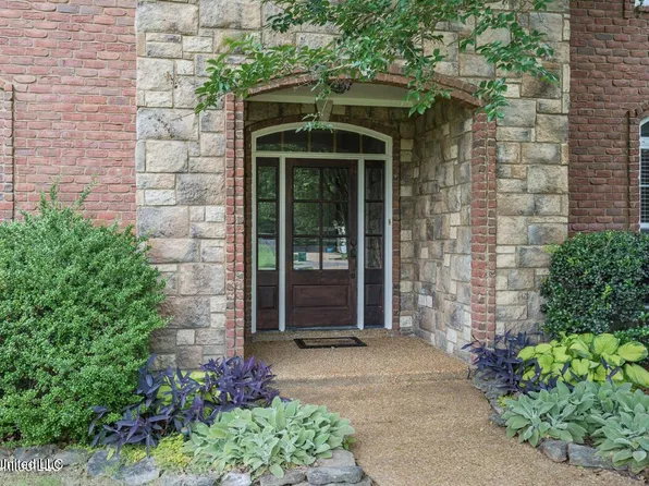 14377 Santa Fe Dr, Olive Branch, MS 38654