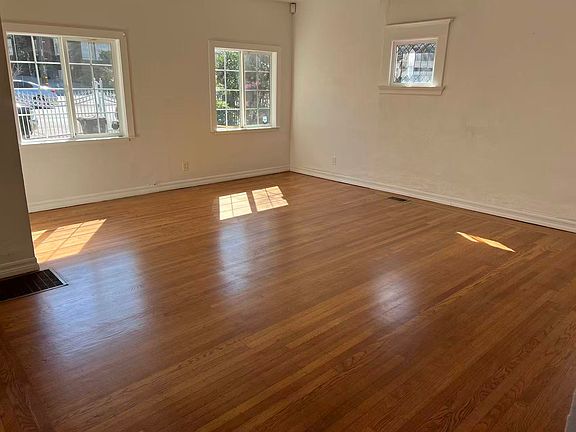 4th image of 2109 41st Ave