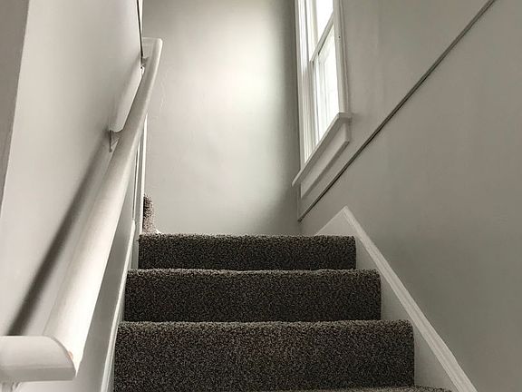 5th image of 722 Grand Ave Unit 2