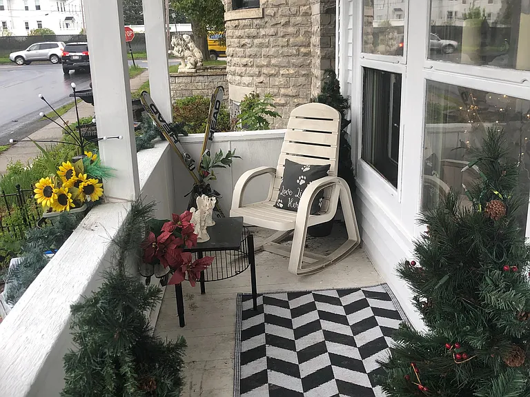 Lincoln St — Photo 15