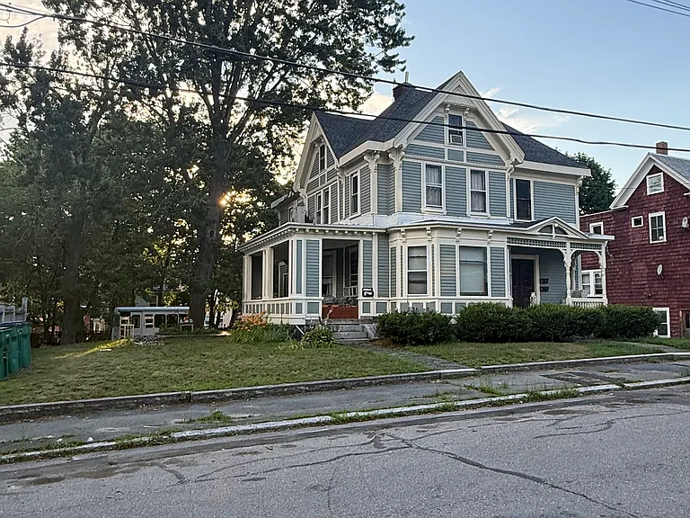116 Highland Ave #2 — Photo 4