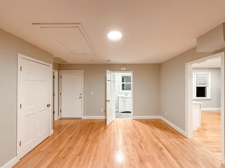 30 Mill St #2 — Photo 15