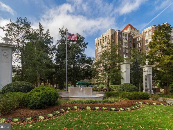4000 Cathedral Ave NW APT 534B, Washington, DC 20016