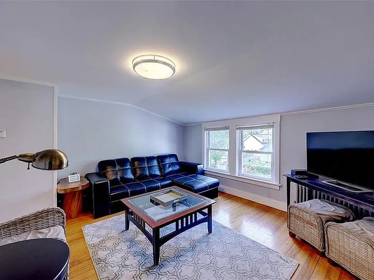 77 Mawney St #3 — Photo 2