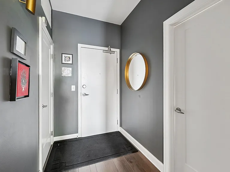 825 N 4th St #216 — Photo 2