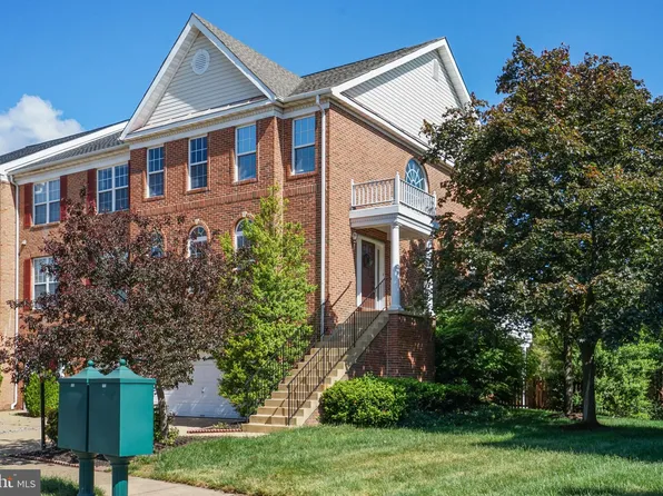 43776 Clemens Ter, Ashburn, VA 20147