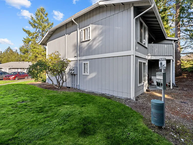 Evergreen Park Apartments in Olympia! — Photo 34