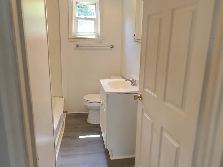 55 Oak St — Photo 13