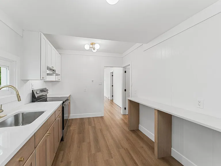 8534 Orchard Ave — Photo 10