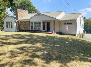 325 Murfreesboro Rd, Woodbury, TN 37190