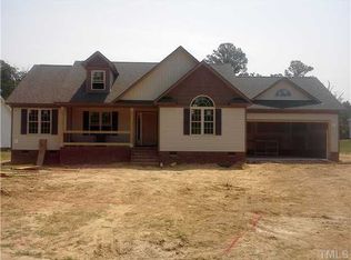 122 Willa Chase Ct, Benson, NC 27504