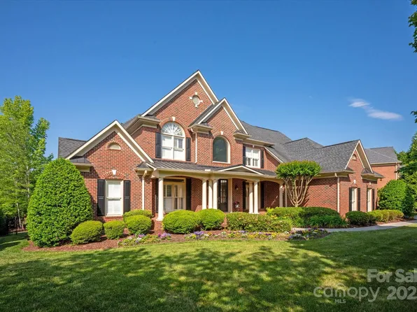 7507 Meadowgate Ln, Waxhaw, NC 28173