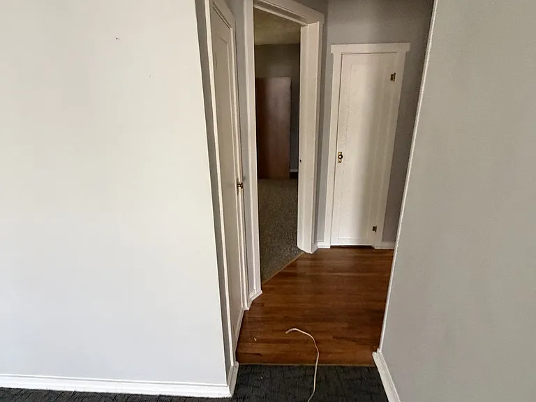 1429 N Walnut Grove Ave — Photo 6