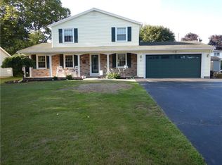27 Sunny Slope Dr, Hilton, NY 14468