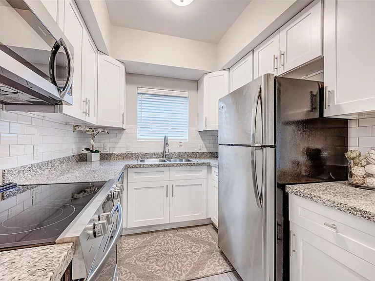 72 Burress St #3 — Photo 3