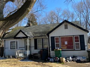 716 S Greenview Ave, Rockford, IL