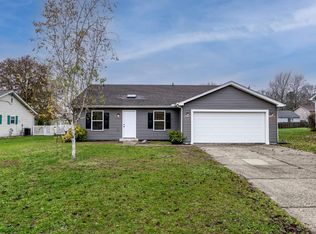 881 Trails End Dr, Monroe, OH