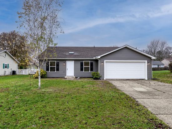881 Trails End Dr, Monroe, OH 45050