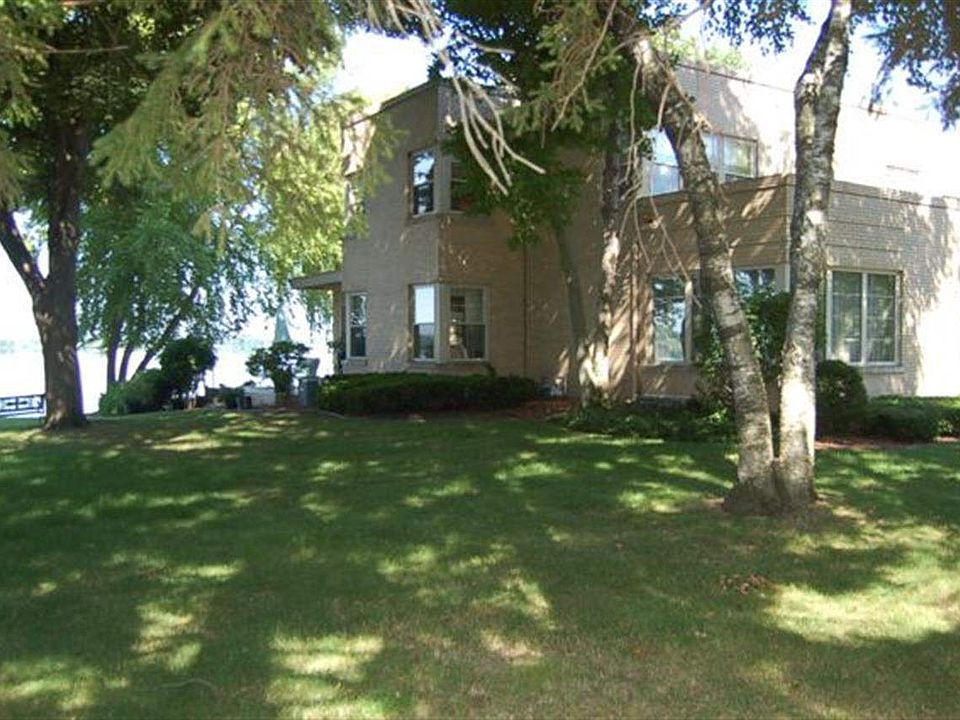 1st image of 502 Lake Shore Dr
