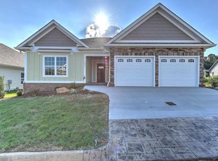 1607 Maple Ridge Ct, Kingsport, TN 37664