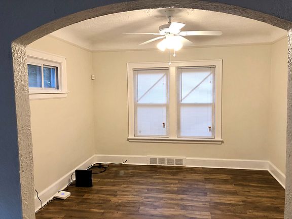 4th image of 14275 Cloverlawn St