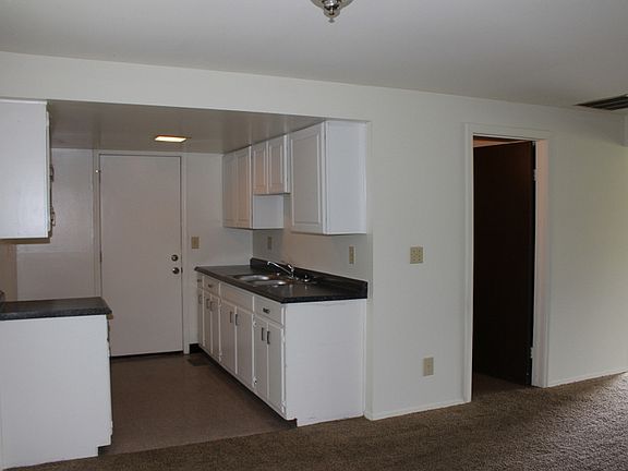 5th image of 4710 Deerwood Ct