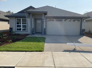 2143 SE Academy St #185, Dallas, OR 97338