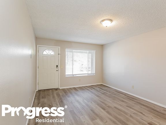 5th image of 3649 W Galveston St
