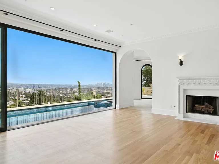 1675 N Woods Dr — Photo 15