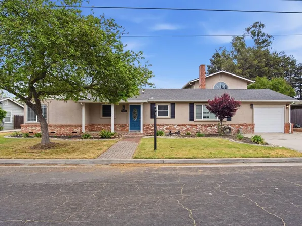 7888 Cedar Ln, Hilmar, CA 95324