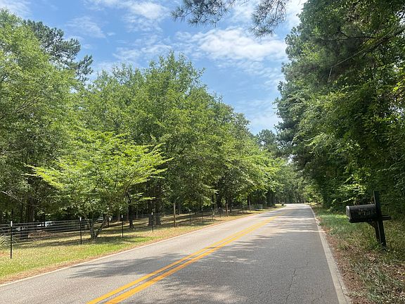 4th image of 729 Old Cabaniss Rd