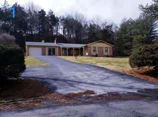 129 Molly Campbell Rd, Front Royal, VA 22630