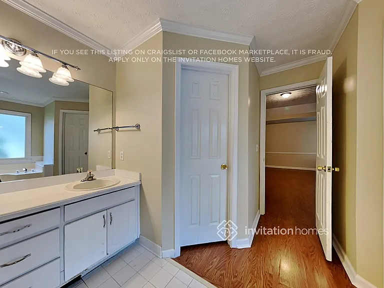 1700 Little Brook Dr SW — Photo 13