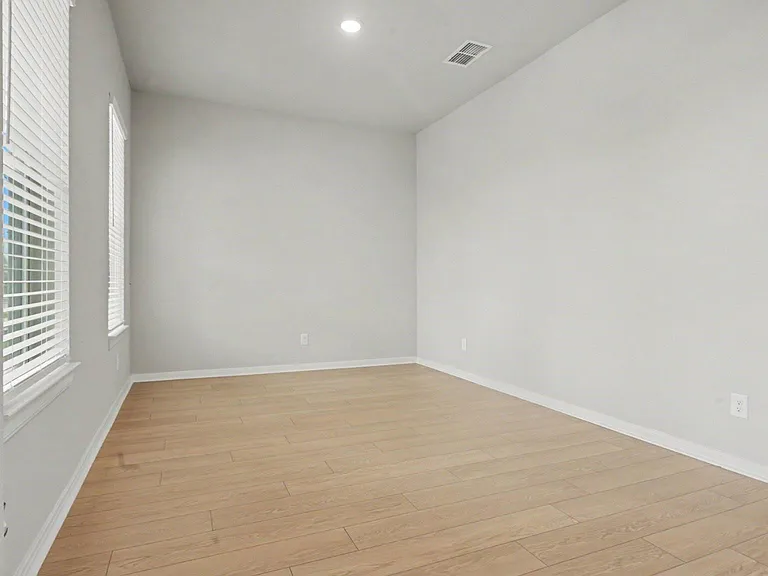 11910 Rice View Dr — Photo 2