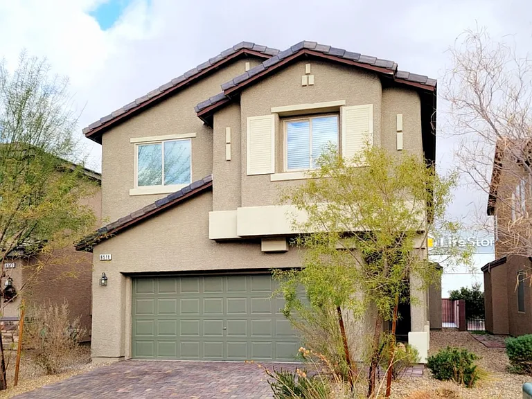 8518 Genesee Ct — Photo 1
