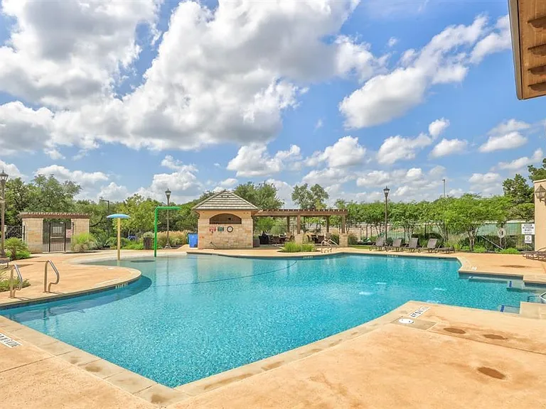 5720 Viejo Dr — Photo 39