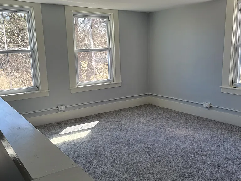 106 Emerson Ave #C — Photo 7