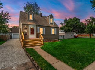 6708 Delaware Ave, Hammond, IN 46323