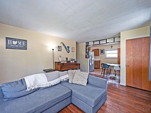 4th image of 6910 Rutherford Ct