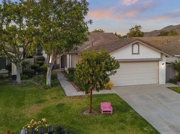 5681 Calle Sencillo, Camarillo, CA 93012