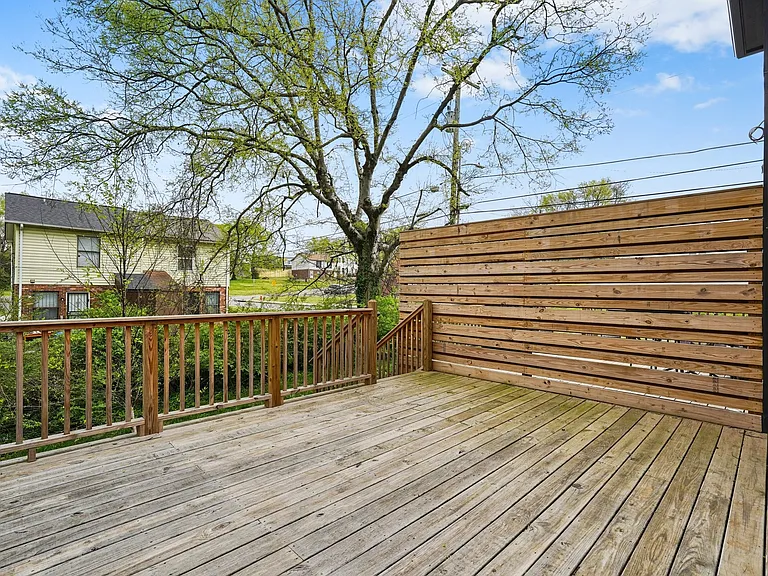 1301B Katie Ave — Photo 23